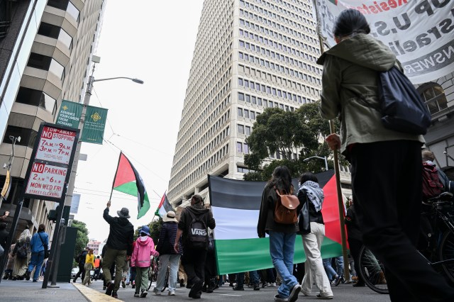 protest-at-israeli-consulate-in-sf-underway-monday,-70-arrested
