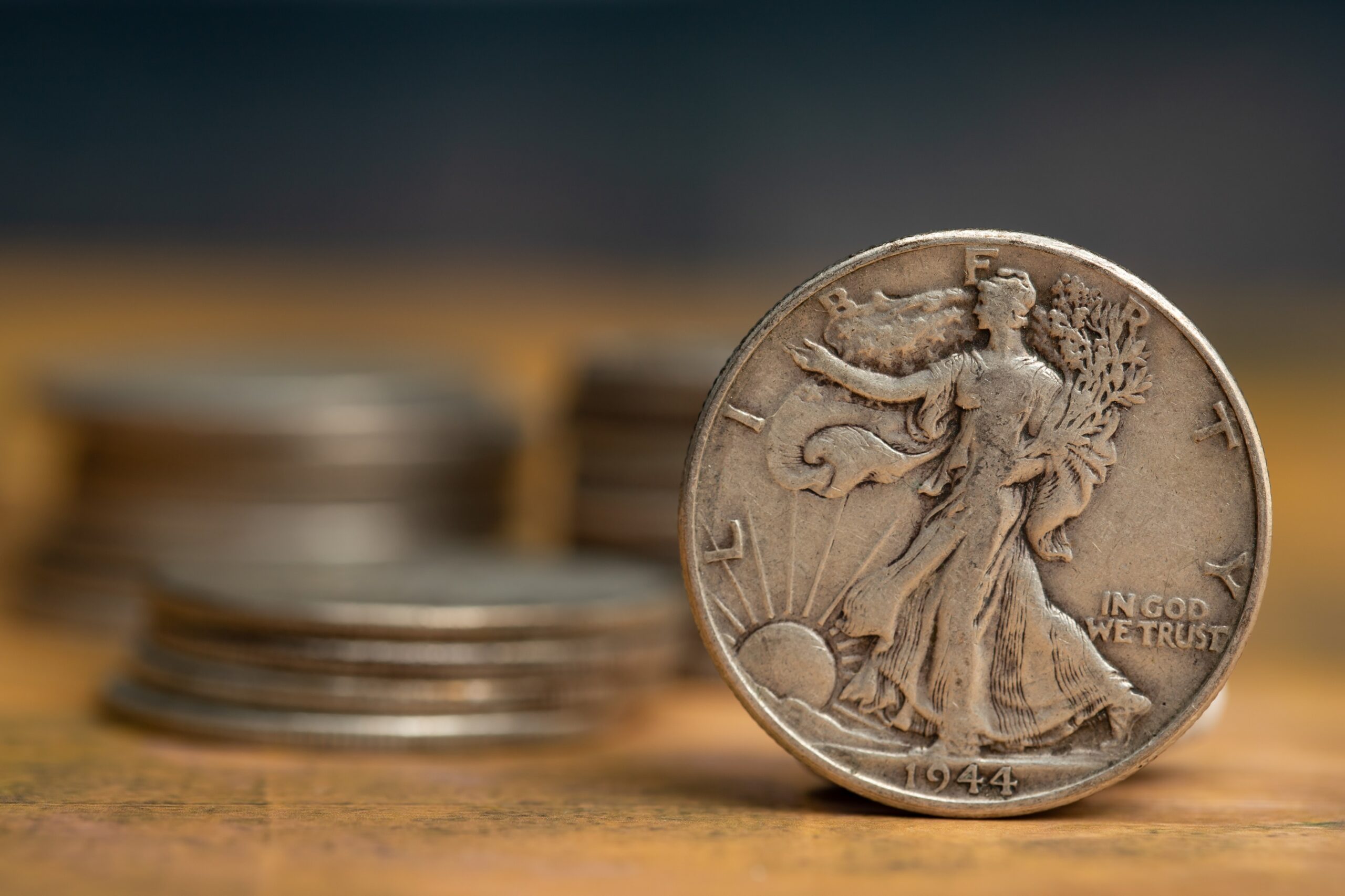 las-monedas-de-plata-de-“walking-liberty”-de-1993-valoradas-por-hasta-$4,850-dolares-–-la-opinion
