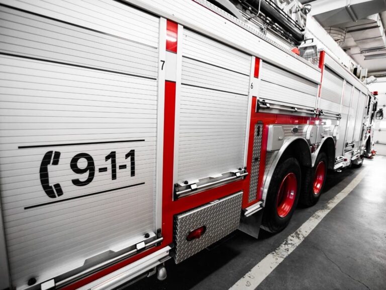 ​Firefighters Contain Blaze In San Francisco​'s Outer Sunset District