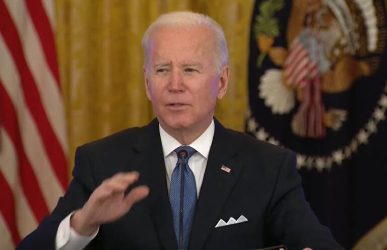Administración Biden prepara programa para ofrecer estatus legal en EEUU, a indocumentados esposos de ciudadanos