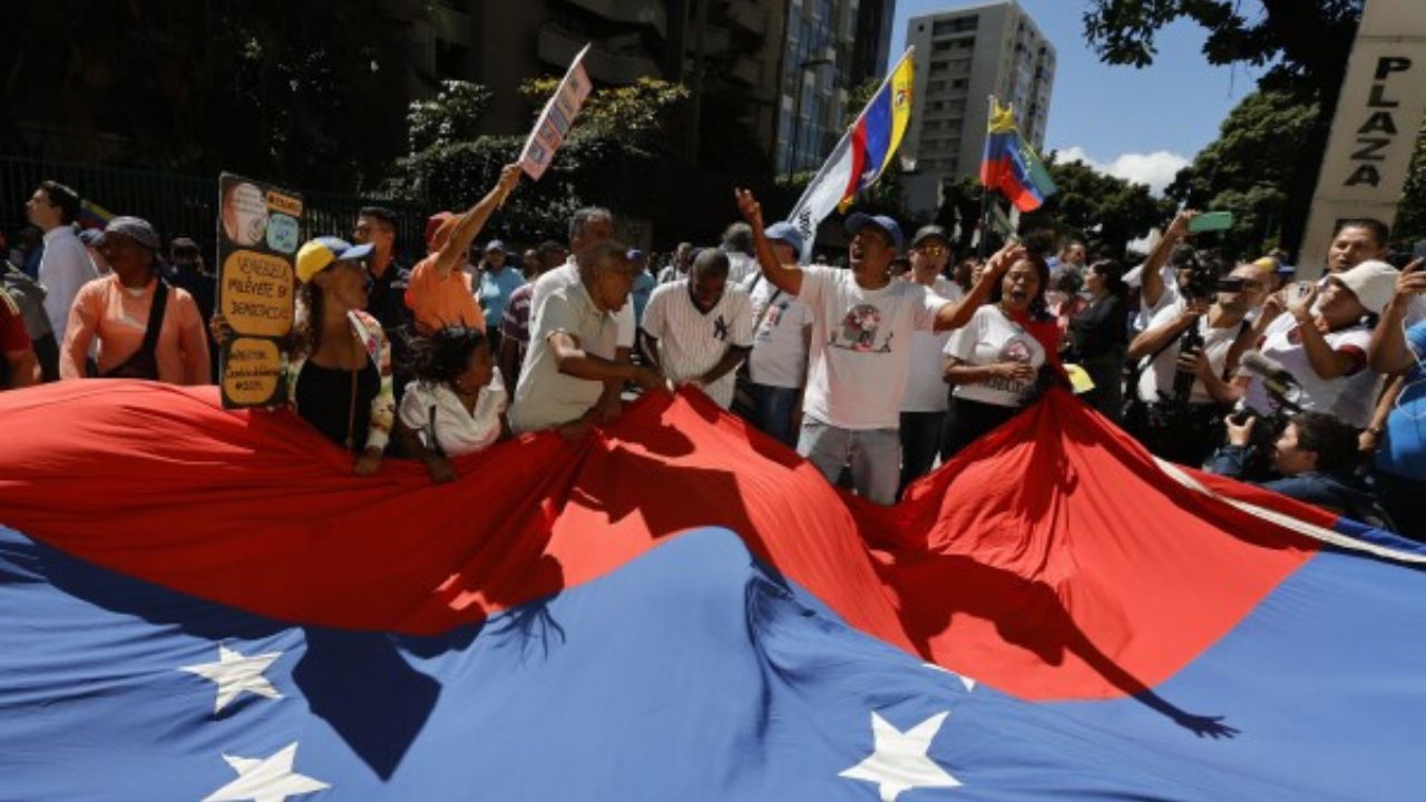 La religión se cuela en la campaña electoral en Venezuela