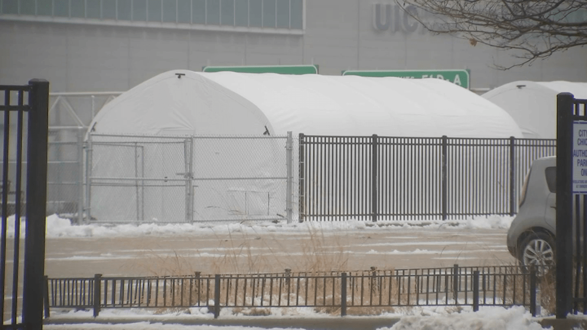 gobernacion-de-illinois-abrira-dos-nuevos-refugios-para-migrantes-en-chicago
