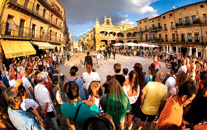 Las jornadas internacionales A Cielo Abierto de Gran Canaria tratarán sobre las artes escénicas de calle – Artezblai