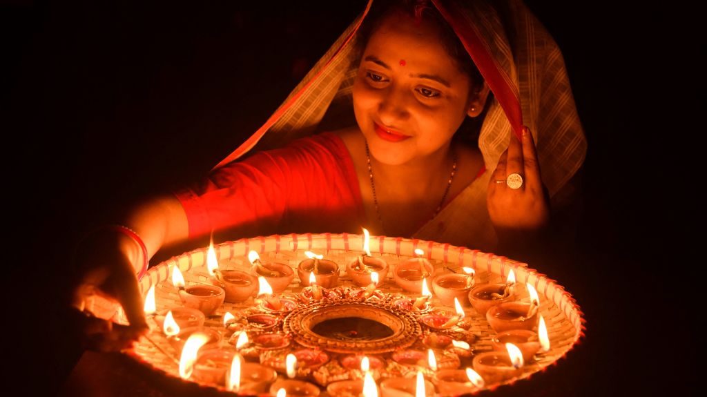 ¿que-es-el-diwali,-la-popular-fiesta-de-las-luces-que-ha-trascendido-fronteras-y-religiones?