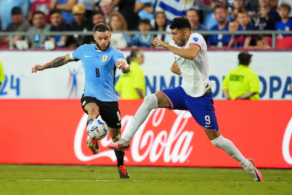 Eliminan a Estados Unidos, anfitrión de la Copa América, tras derrota 1-0 ante Uruguay