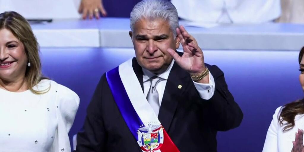 Frenar el tránsito ilegal de migrantes, la promesa del nuevo presidente de Panamá durante su posesión