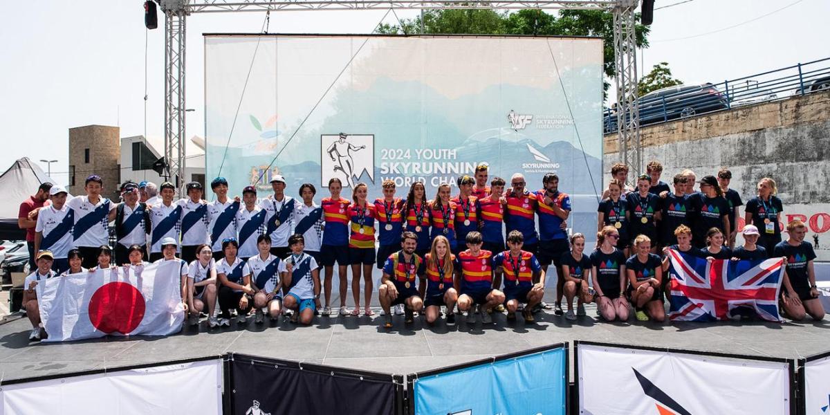 España es campeona del mundo juvenil de carreras por montaña