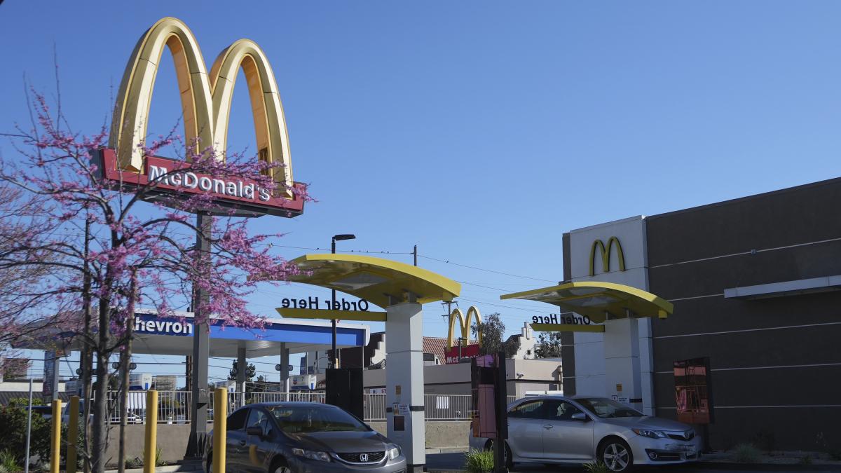 McDonald’s le dice adiós a la Inteligencia Artificial: ¿por qué puso fin a su alianza con IBM?