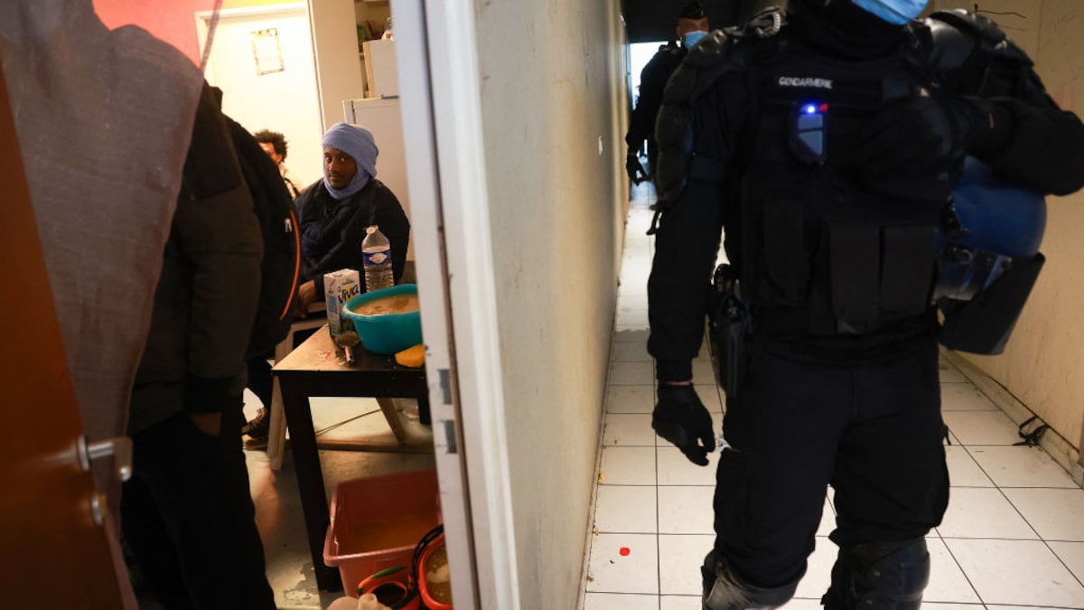 Cómo se verán afectados los migrantes en Francia si el partido de Le Pen obtiene la mayoría