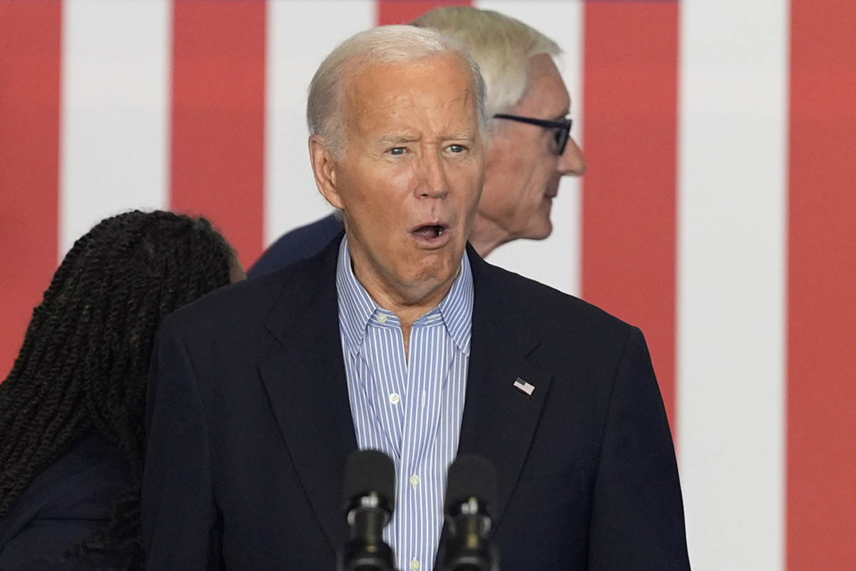 ¿Cuál sería la ruta a seguir para reemplazar a Joe Biden si decide poner fin a su campaña? – La Opinión