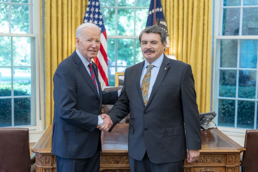 Embajador de Guatemala presenta cartas credenciales ante presidente Joe Biden 