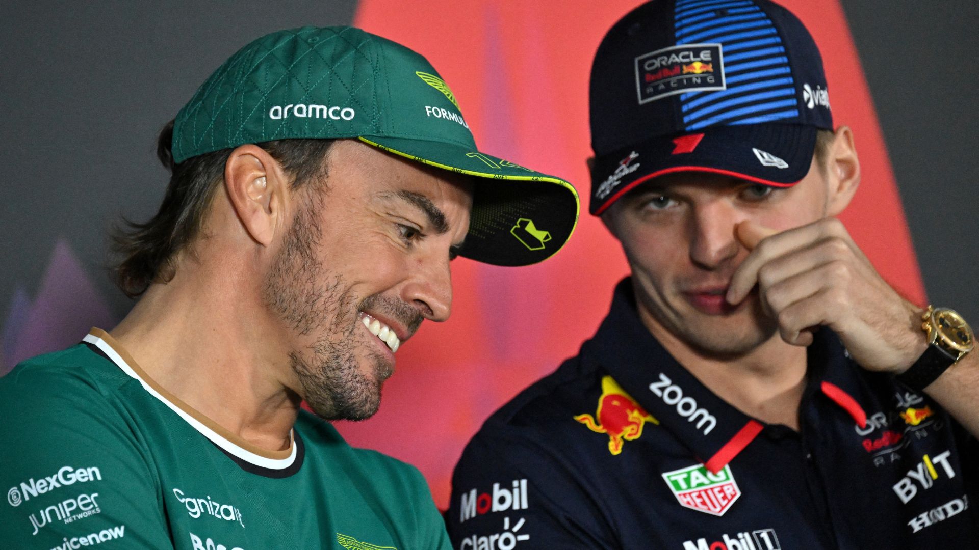 Max Verstappen se rinde ante la figura de Fernando Alonso en el Mundial de F1: “Los títulos no importan” | DAZN News ES