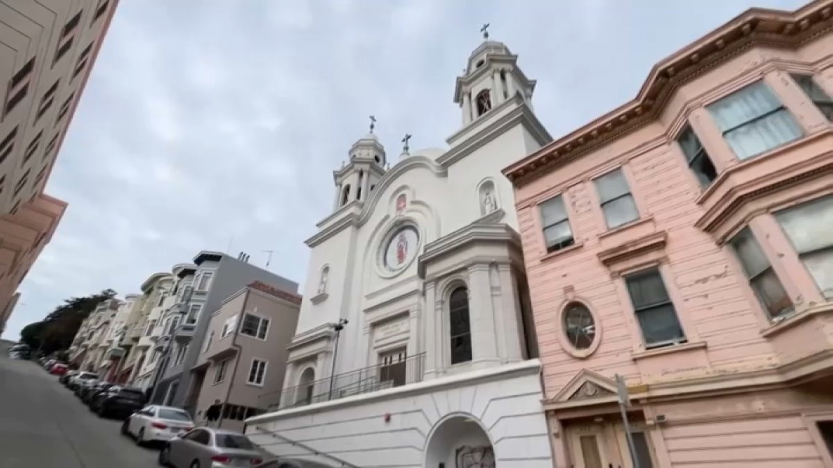 Luchan por restaurar mosaico de la Iglesia Nuestra Señora de Guadalupe en San Francisco