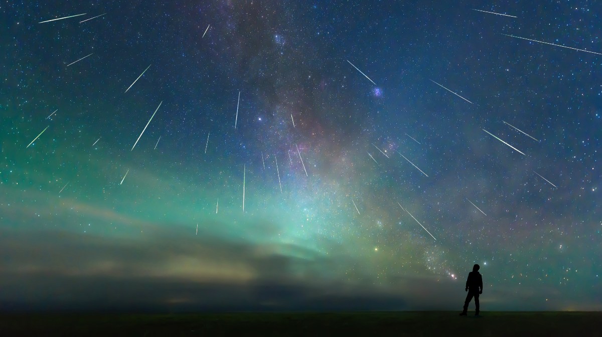 Doble lluvia de estrellas, la próxima semana: Así podrás ver la asombrosa coincidencia – National Geographic en Español