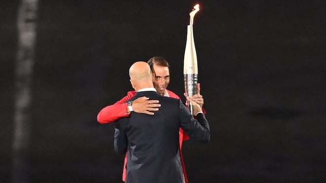 Para la historia: ¡Nadal, relevista olímpico tras Zidane!