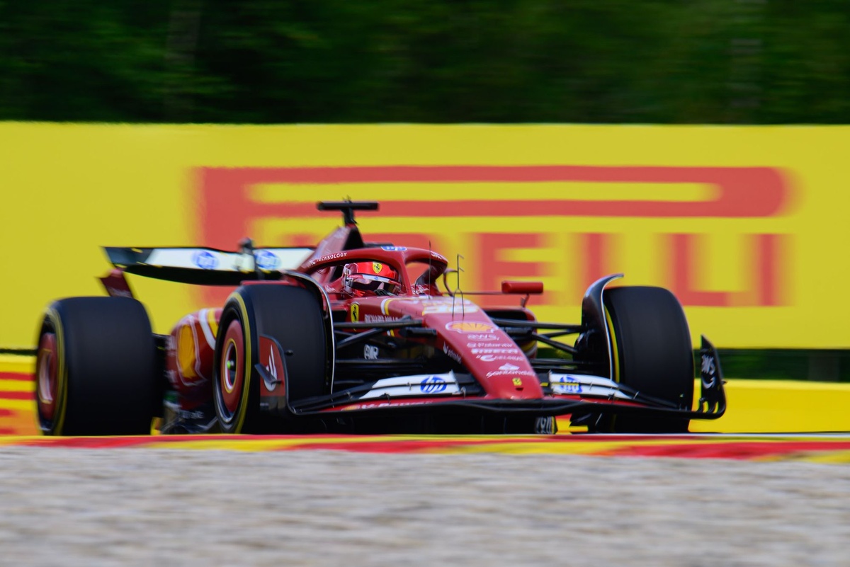 F1 GP de Bélgica: Verstappen el más veloz, pole de Leclerc, Checo Pérez arrancará 2°