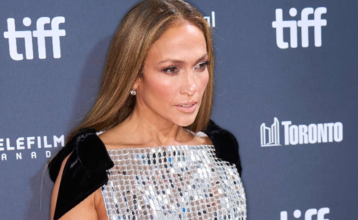 jennifer-lopez-brilla-en-el-festival-internacional-de-cine-de-toronto-mientras-enfrenta-desafios-amorosos-con-ben-affleck