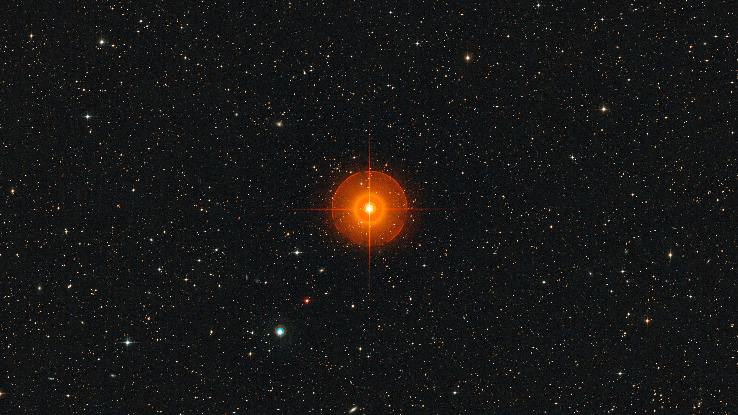 las-mejores-imagenes-de-la-extrana-superficie-de-una-estrella-gigante-roja