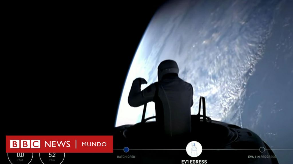 jared-isaacman-|“desde-aqui,-la-tierra-parece-como-un-mundo-perfecto”:-por-primera-vez-dos-astronautas-no-profesionales-realizan-una-caminata-espacial-privada-–-bbc-news-mundo