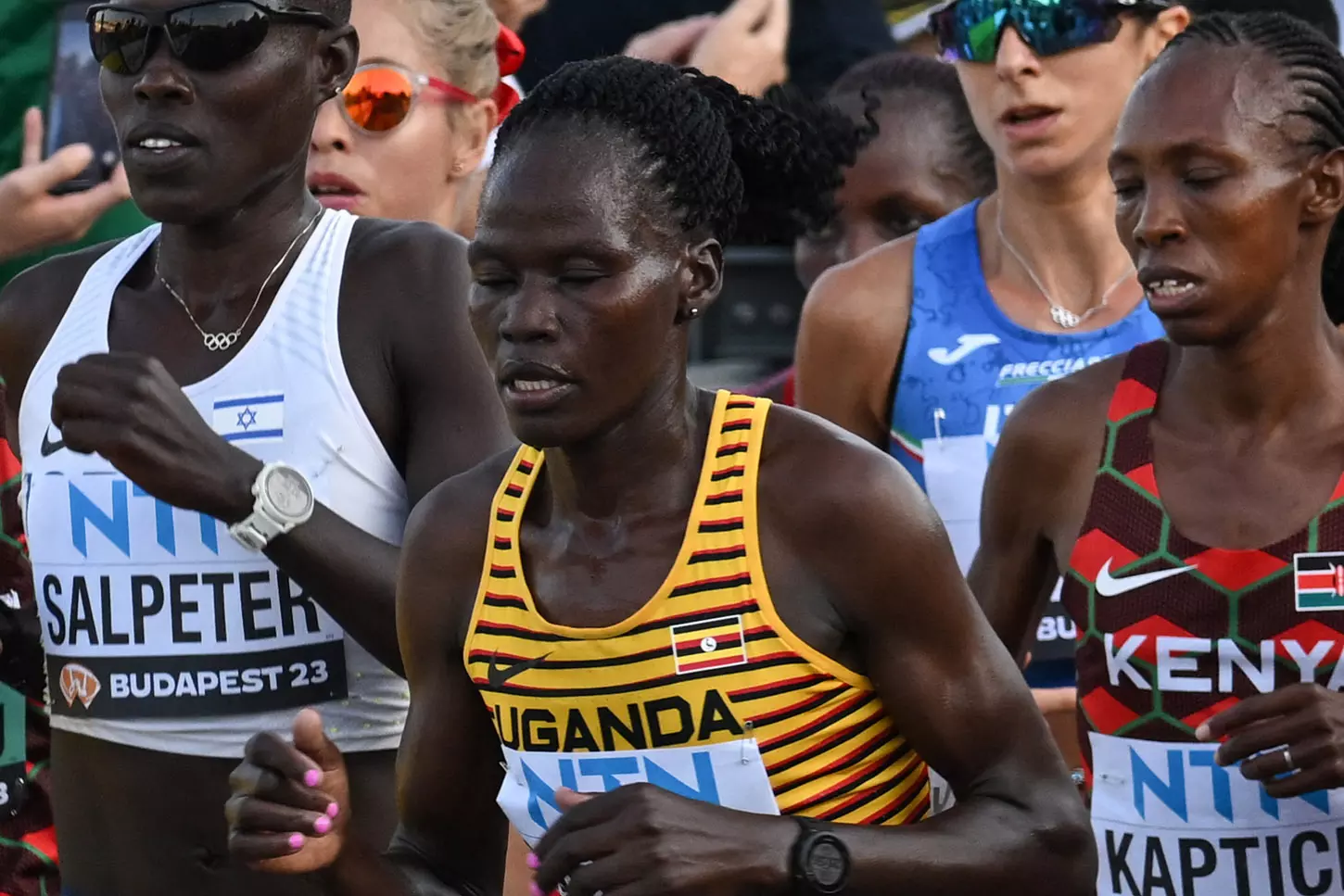 Muere el asesino de la atleta Cheptegei de las heridas que sufrió al quemarla viva