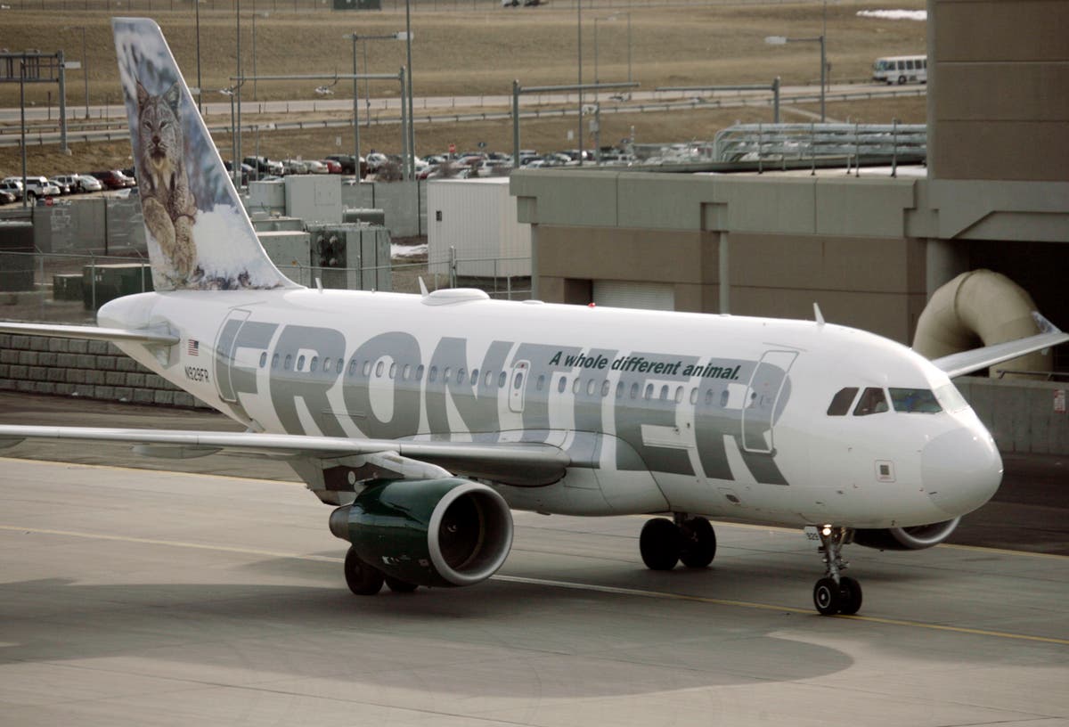 man-on-sf-bound-flight-shouts-“this-airplane-is-going-down,”-prosecutors-say