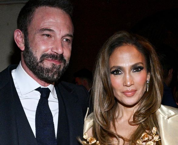 ¡jennifer-lopez-y-ben-affleck-reaparecen-entre-besos,-abrazos-y-manos-tomadas!