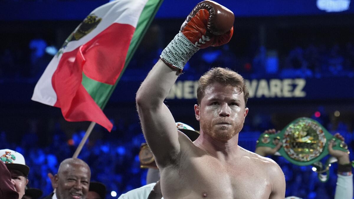 analisis:-tras-otro-monologo-boxistico,-canelo-es-uno-de-los-shows-mas-lucrativos-en-las-vegas