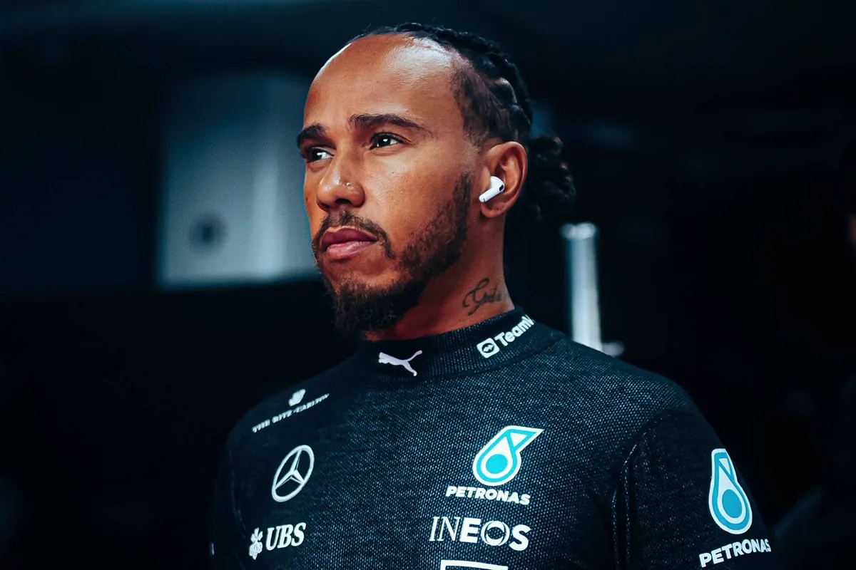 hamilton:-“el-coche-era-malsimo,-era-casi-cmico”