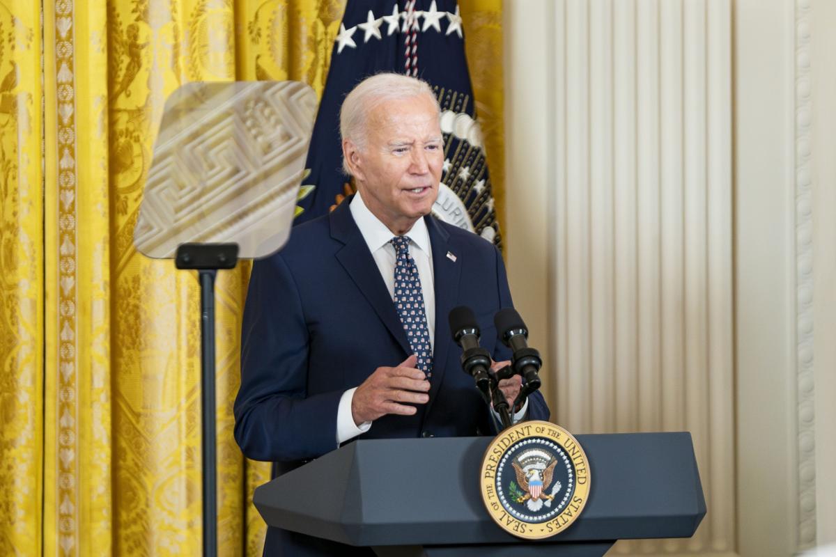 biden-replica-a-trump-que-eeuu.-es-fuerte-porque-es-una-nacion-formada-por-inmigrantes