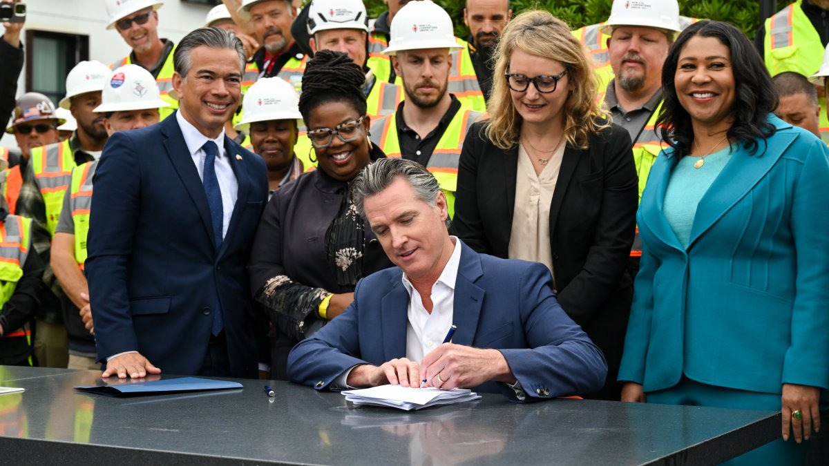 newsom-promulga-legislacion-para-abordar-la-falta-de-vivienda-en-california