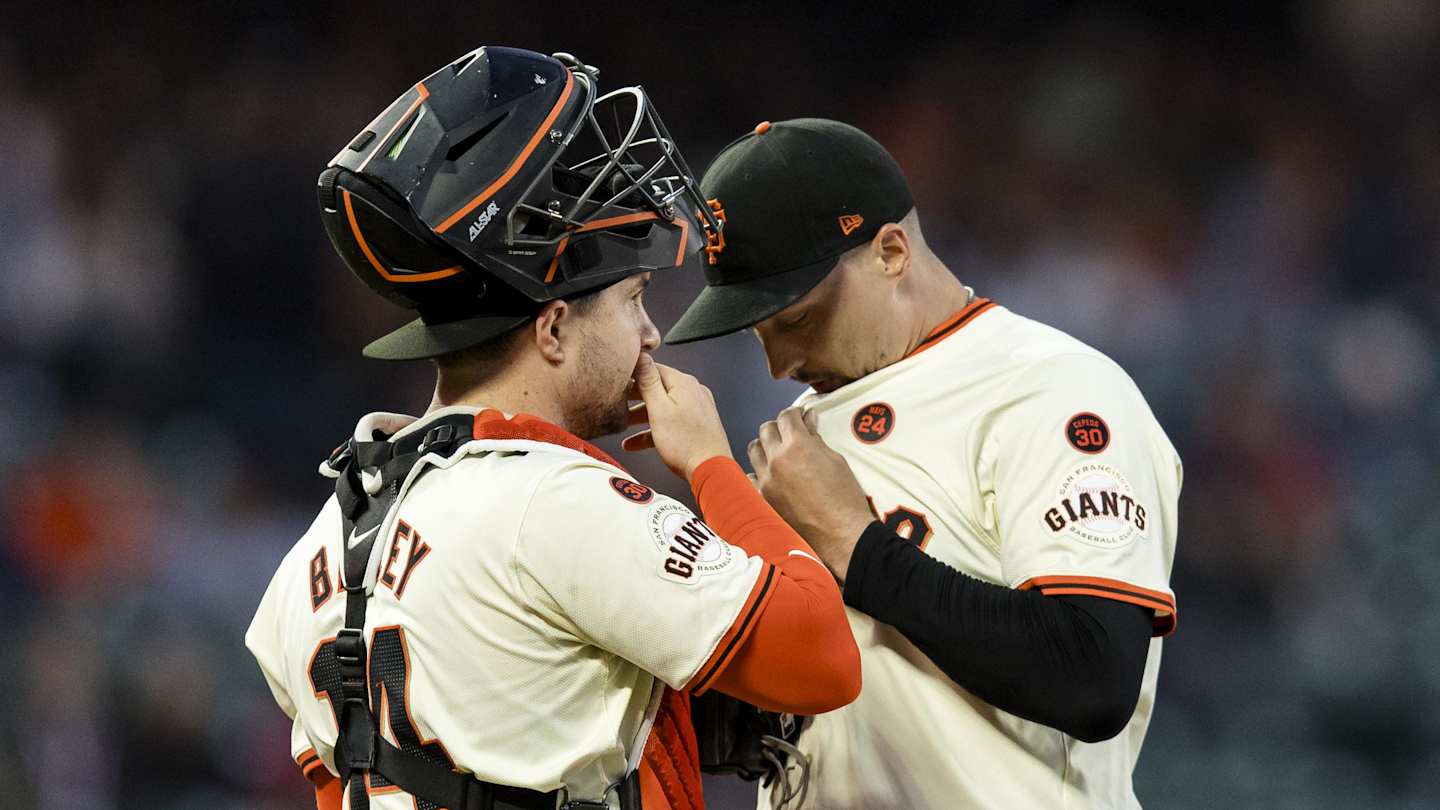 san-francisco-giants-ace-named-potential-free-agent-‘solution’-for-california-rival