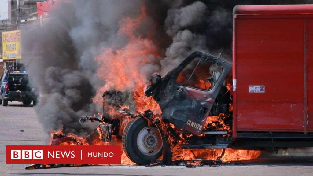 mexico:-“llevo-decadas-cubriendo-al-narco-y-nunca-habia-visto-una-guerra-civil-como-la-que-esta-ocurriendo-en-culiacan-tras-el-arresto-de-‘el-mayo’-zambada”-–-bbc-news-mundo