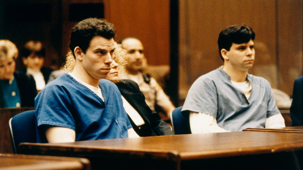 the-menendez-brothers:-todo-sobre-el-documental-de-los-hermanos-asesinos