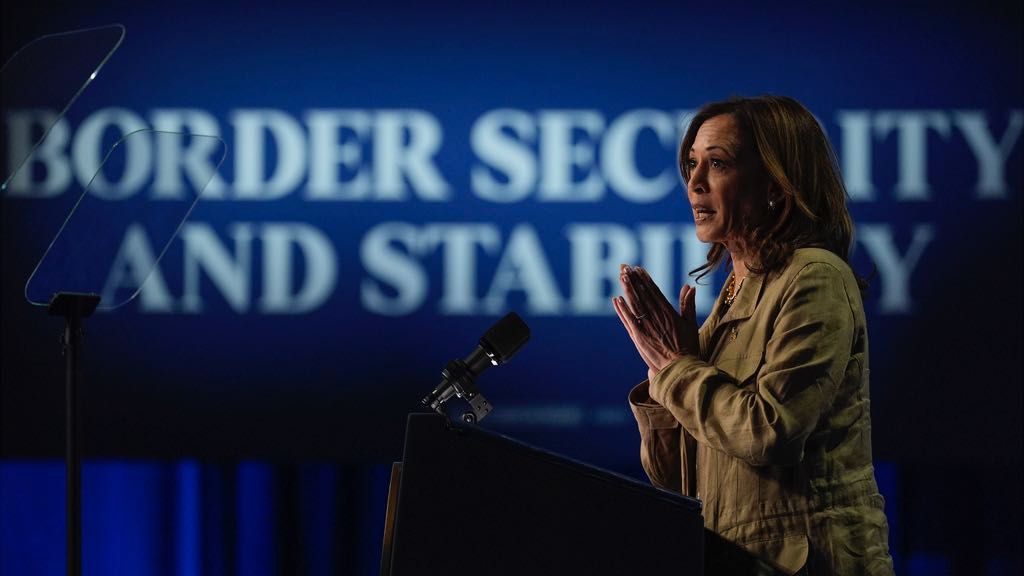 harris-promises-immigration-reforms,-stronger-enforcement-in-visit-to-border