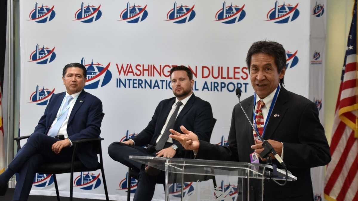 aeropuerto-de-washington-busca-impulsar-trabajo-con-inmigrantes-latinos