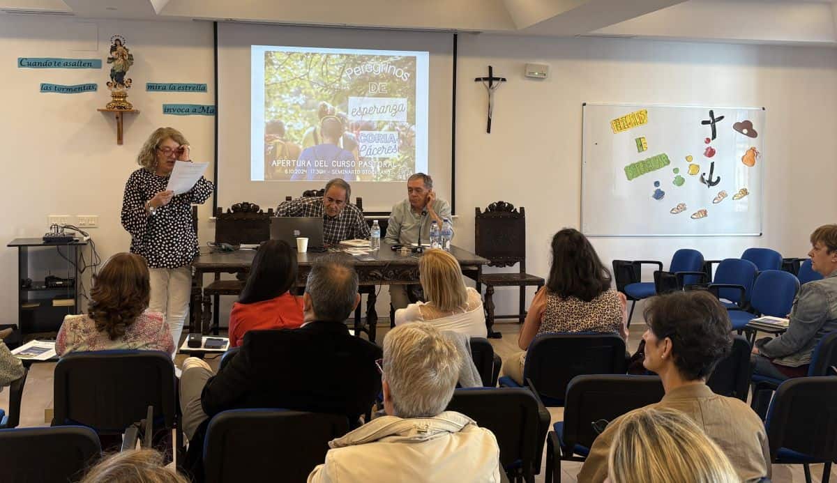 encuentro-de-inicio-de-curso-para-el-profesorado-de-religion-catolica-–-diocesis-de-coria-caceres