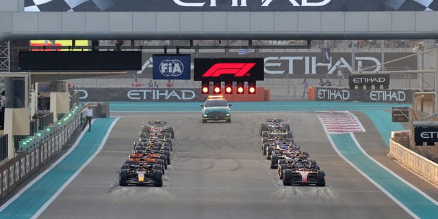 la-formula-1-pospone-su-gp-de-novatos-en-abu-dhabi-a-2025