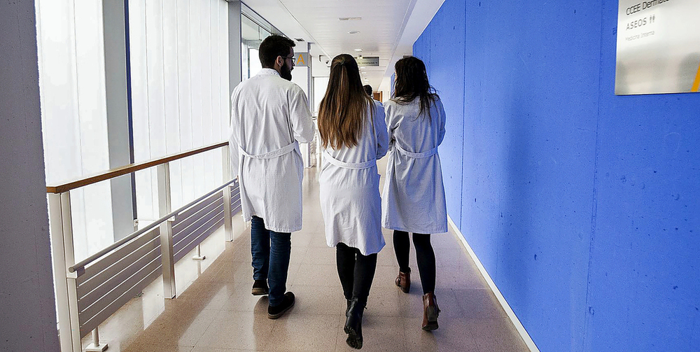 La profesión recibe con satisfacción y prudencia el anuncio de la Facultad de Medicina en Burgos