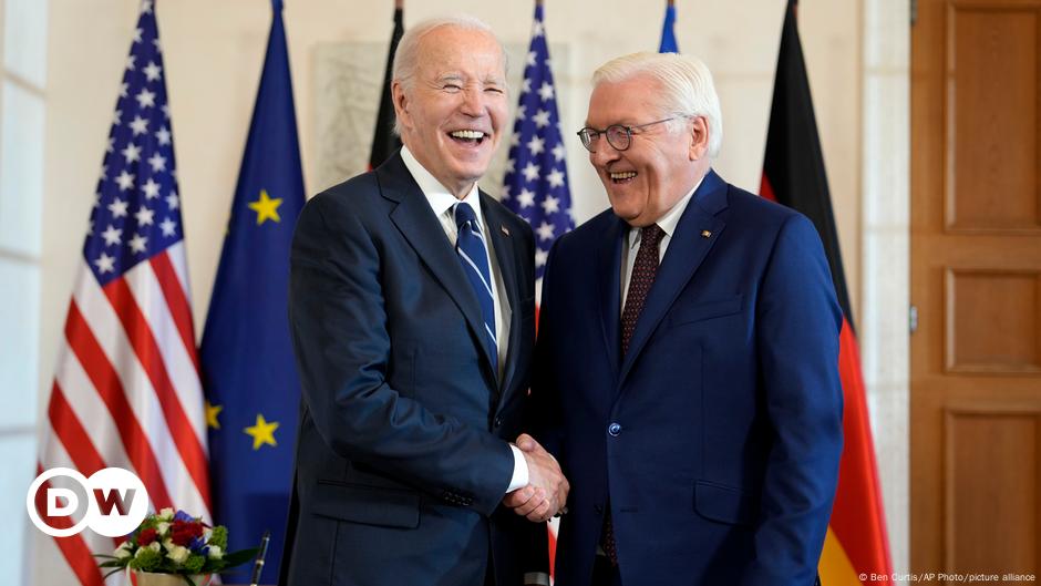 biden-es-recibido-con-honores-en-alemania-–-dw-–-18/10/2024