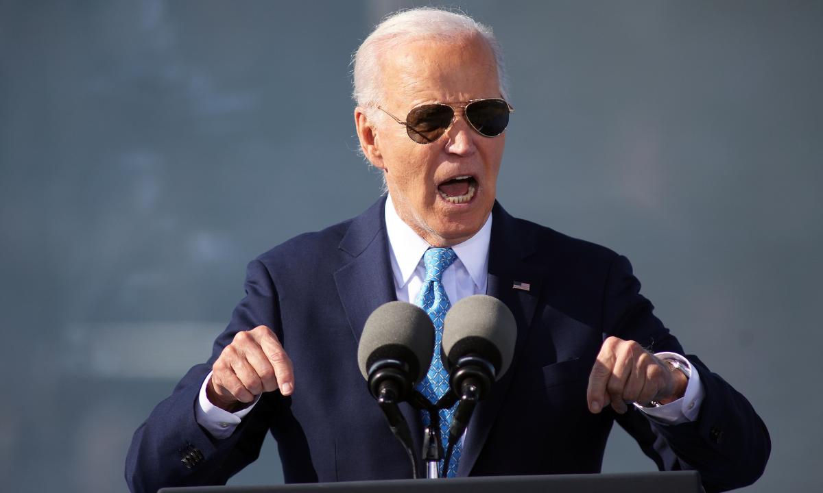 La campaña presidencial en EE.UU.: Biden dijo que los votantes de Trump son una “basura” y complica a Harris