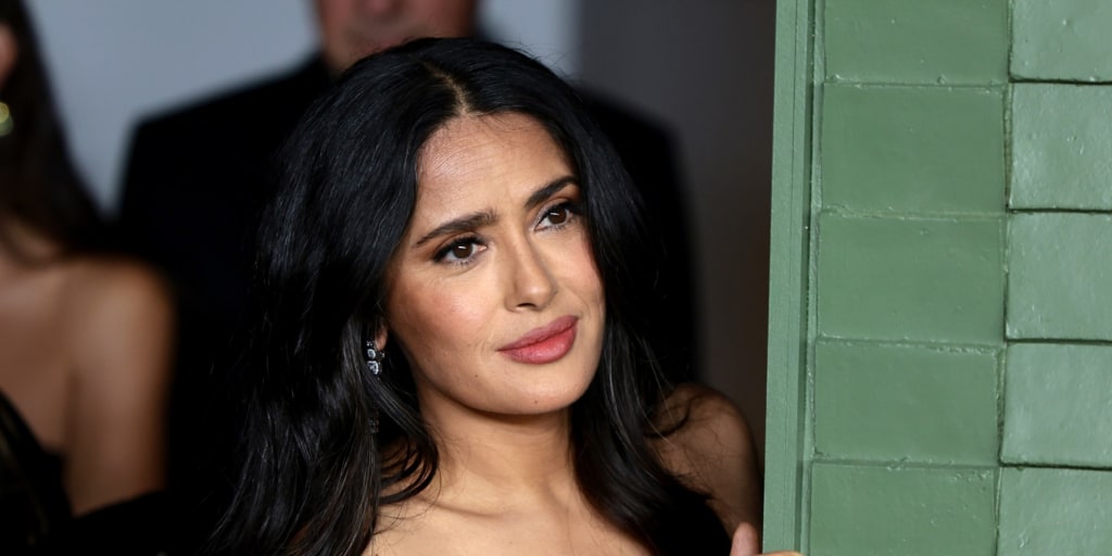 salma-hayek-confiesa-que-se-siente-como-una-impostora-tras-obtener-un-reconocimiento