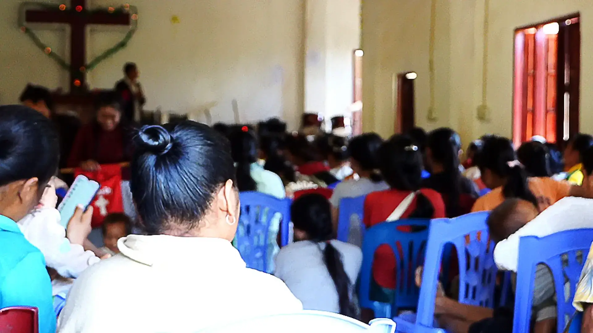 Entrenamiento apoya el crecimiento de iglesias en Laos – Puertas Abiertas