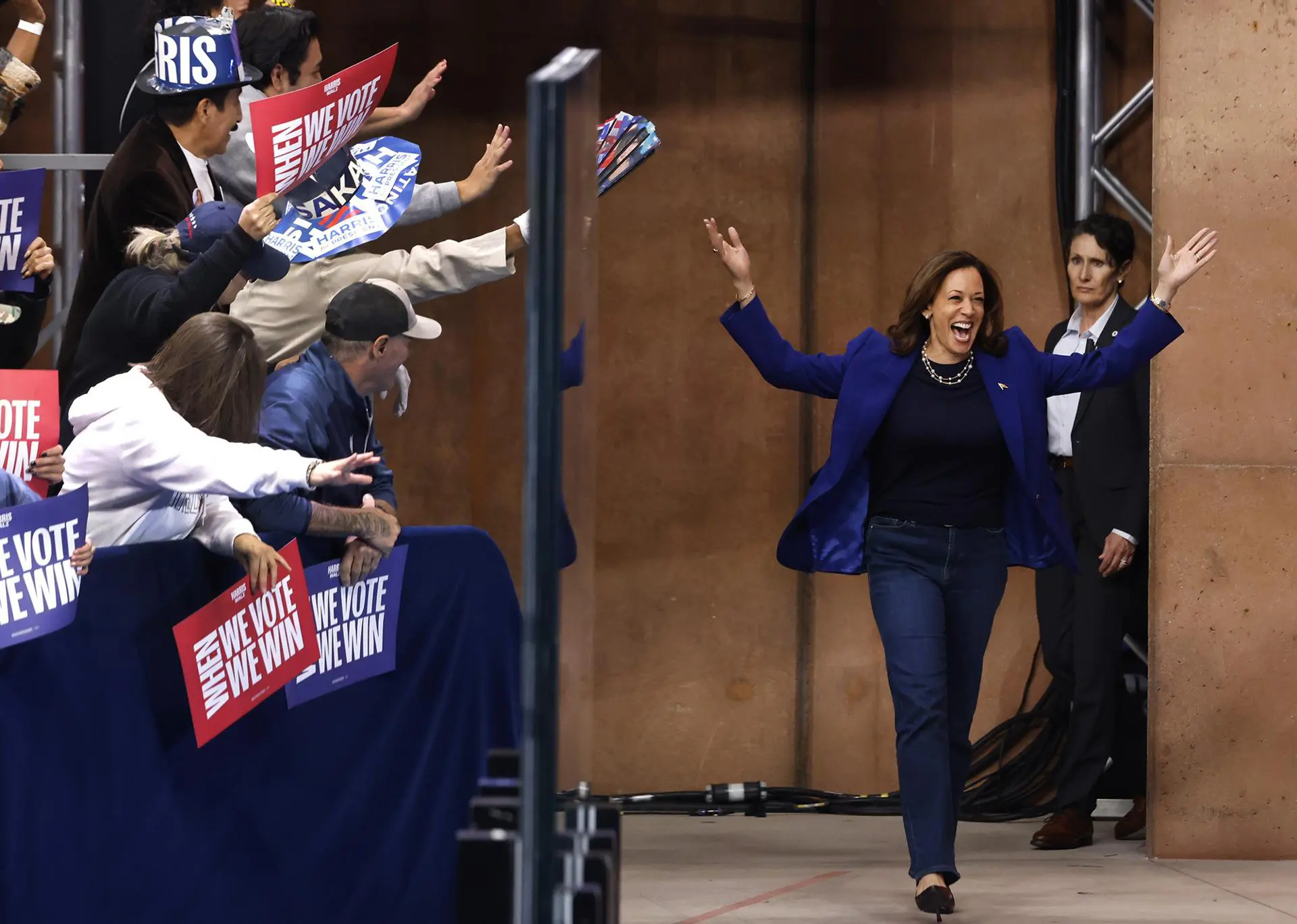 Kamala Harris: continuismo y retórica progresista – teleSUR