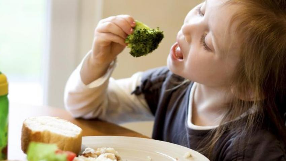 dieta-en-las-infancias:-“evitar-la-omision-de-grupos-de-alimentos-es-clave”