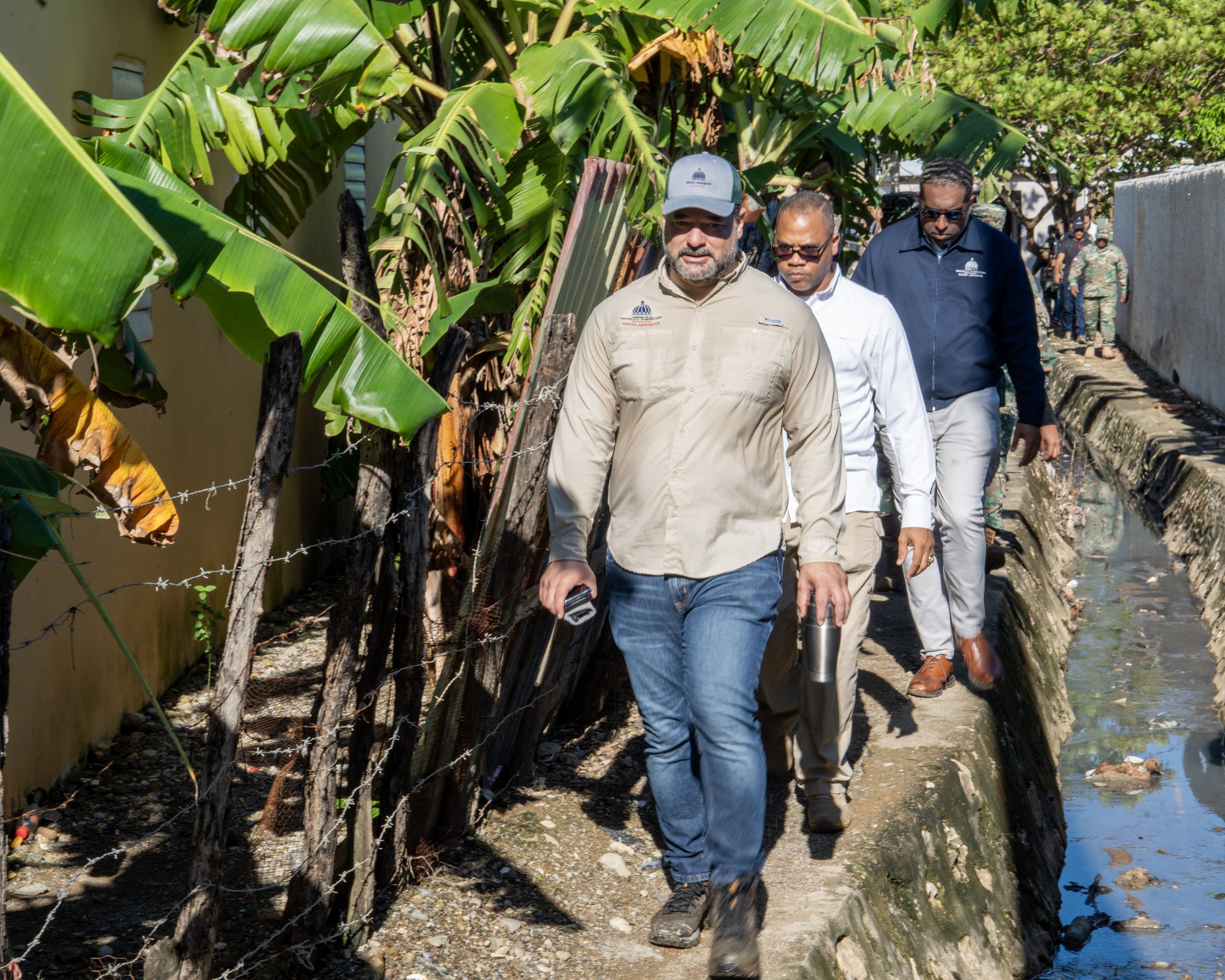 medio-ambiente-notifica-a-invasores-para-que-desalojen-humedal-en-area-protegida-de-la-bahia-luperon