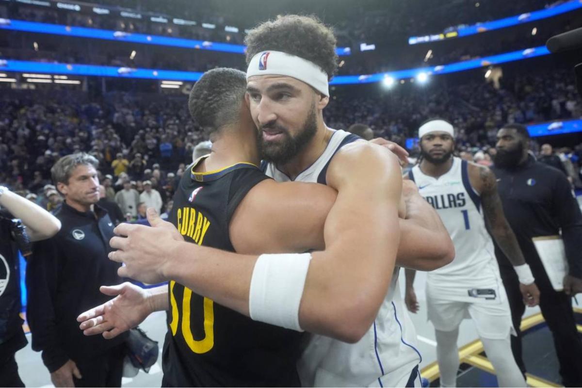 Doncic no impide que Curry arruine el homenaje a su