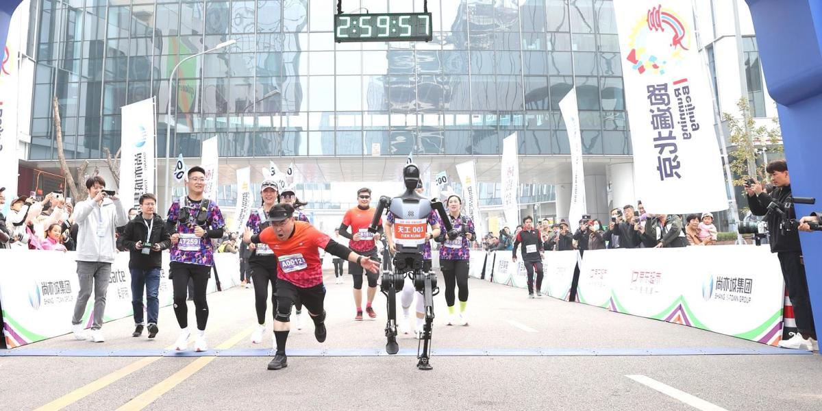 los-robots-hacen-su-primera-(e-interesante)-aparicion-en-una-media-maraton-internacional