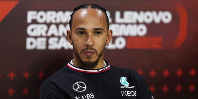 Ferrari F1 ya marca la fecha de estreno de Lewis Hamilton de rojo, y es más tarde de lo esperado