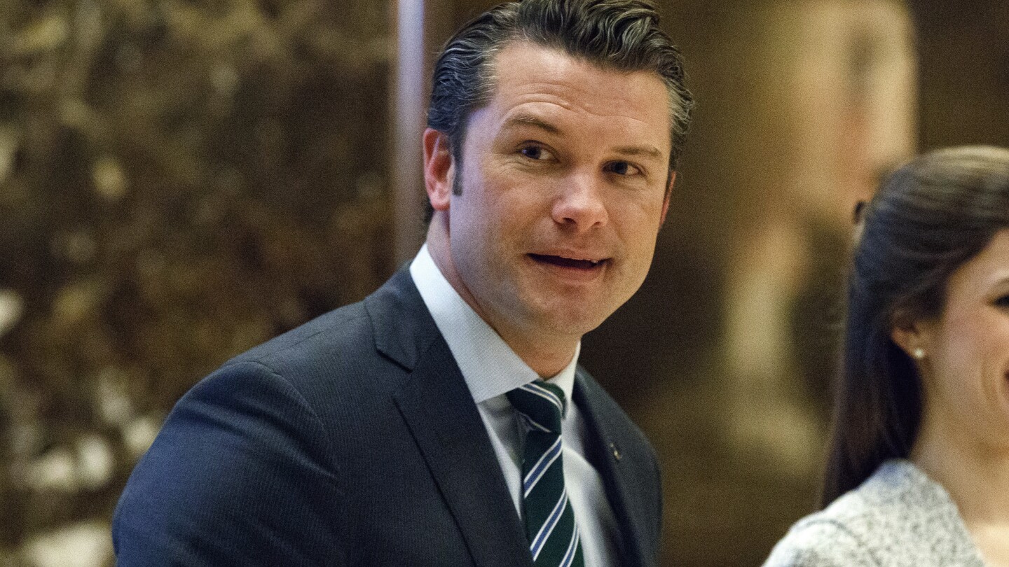 ¿Qué hay que saber sobre Pete Hegseth, el nuevo secretario de Defensa de Trump?