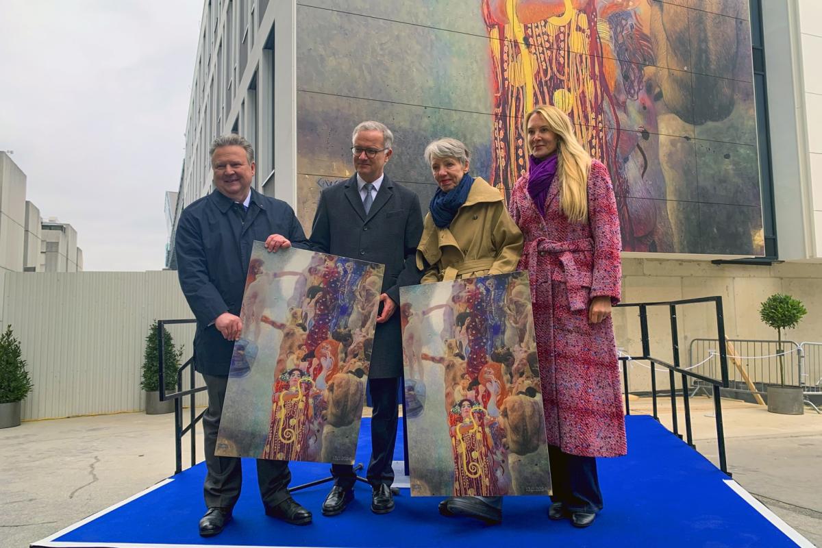 La calcinada obra 'La Medicina' de Klimt resucita en un gran mural de Viena